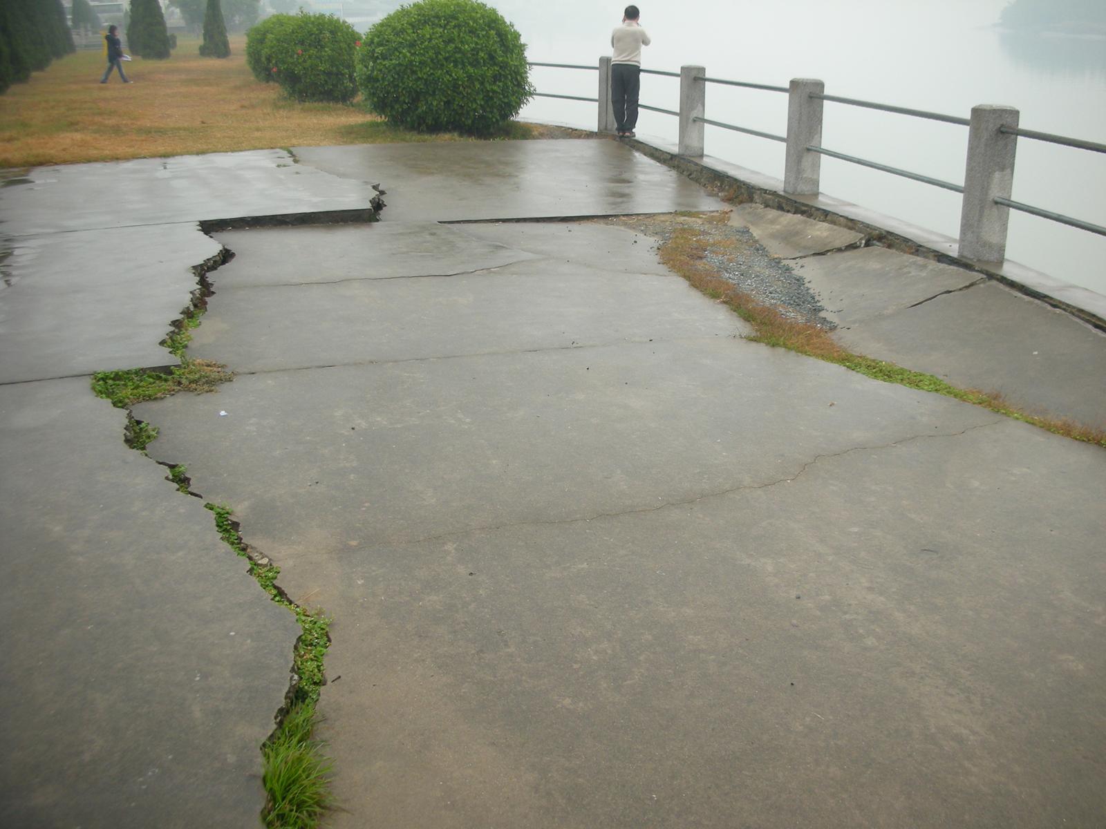 「華僑の第一の故郷」と呼ばれる開平(その5.「広東省一美しい村」と呼ばれる馬降龍と抗日戦争時の爪跡が残る南楼)